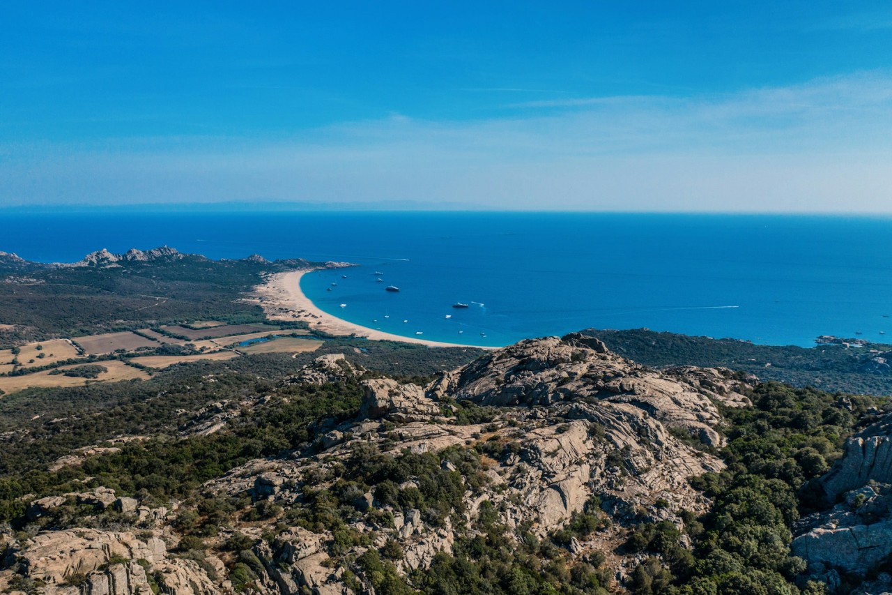 Découvrir la Corse en yacht, une expérience unique à vivre